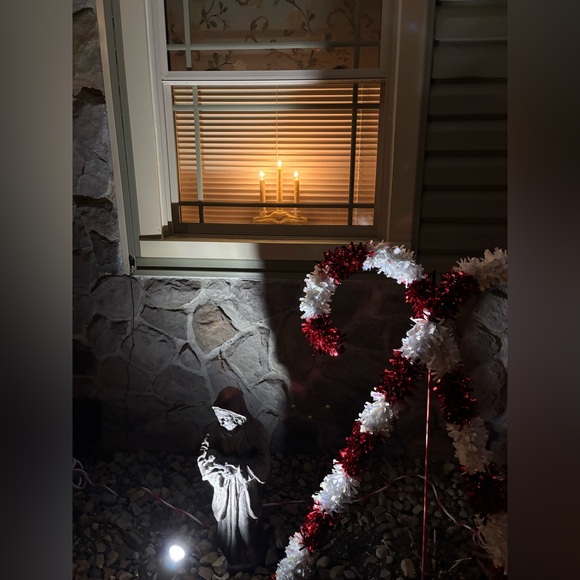 Candles for Windows - Picture 2 of 2